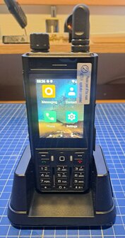 W70 4G Wifi Netwerk Portofoon+Tafellader