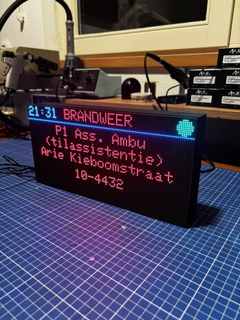 P2000 LED Lichtkrant 32x16 cm